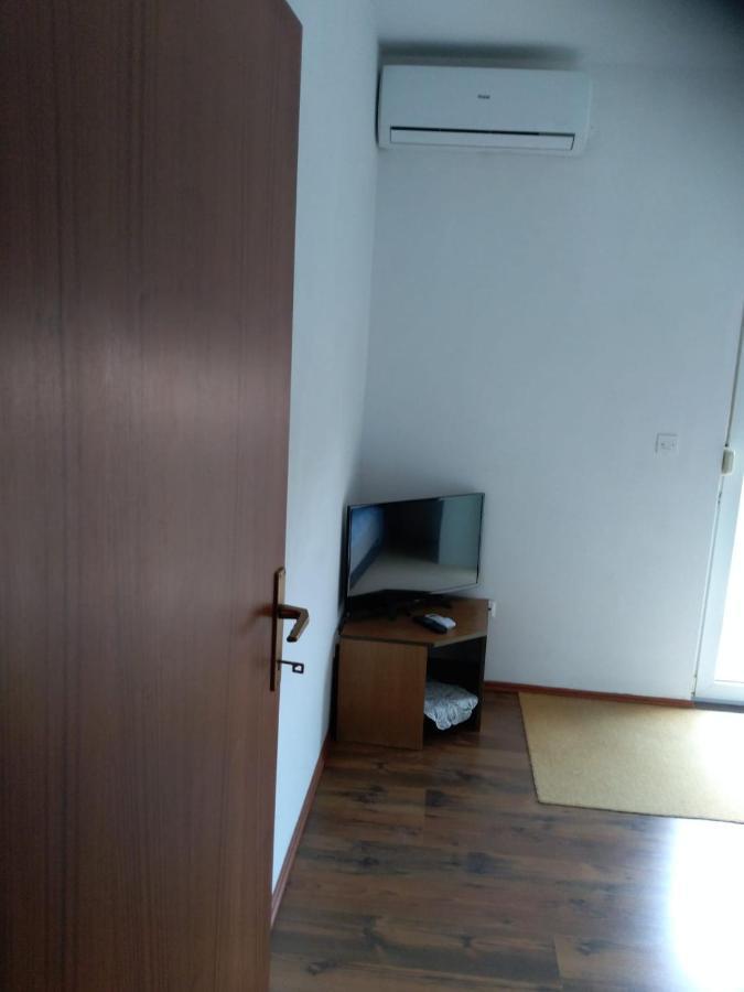Midnight Apartment Razanac Exterior photo